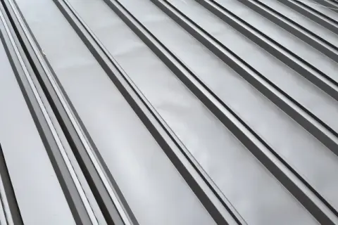 ガルバリウム屋根